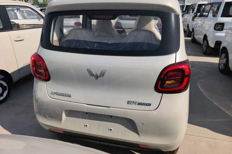 Used Wuling Hongguang MINIEV 2025 Four-Door Version Advanced Edition Rear