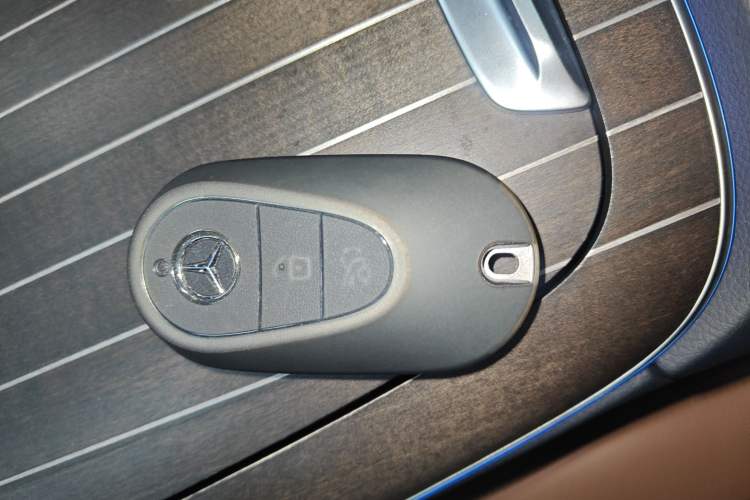 Used Mercedes-Benz E-Class 2024 Refresh E 300 L Stylish Edition