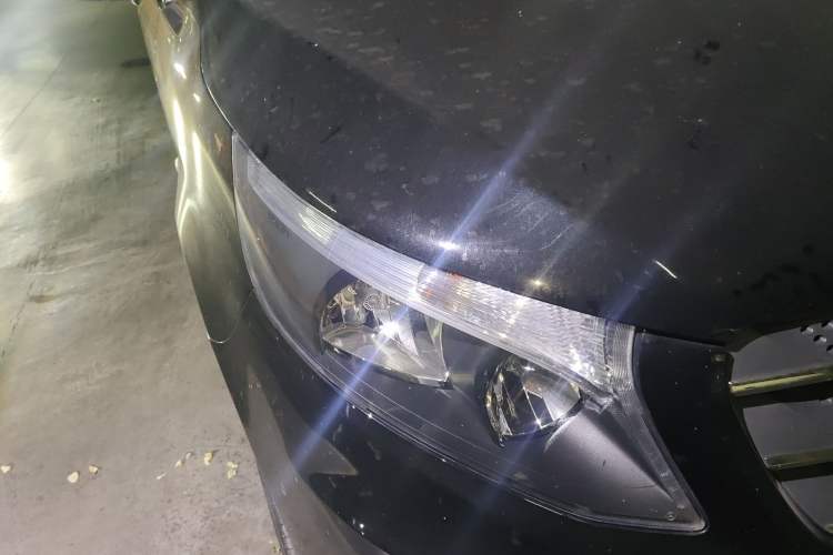 Used Mercedes-Benz Vito 2020 2.0T Business Version 7 Seats Right Front Headlight