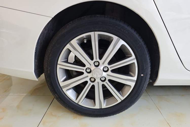 Used Peugeot 408 2015 1.2T Automatic Luxury Edition
