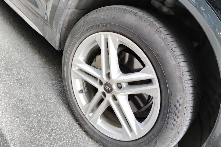 Used Audi Q5L 2023 40T Fashionable and Elegant Version
