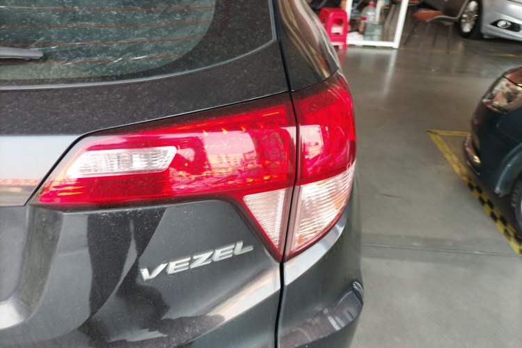 Used Honda Vezel 2017 1.5L CVT 2WD Comfort Model
