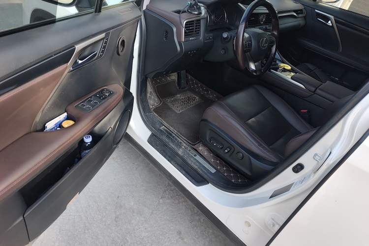 Used Lexus RX 2020 Facelifted 300 4x4 Elegant Edition
