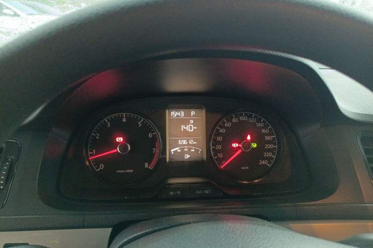 Used Volkswagen Lavida 2013 Revised Classic 1.6L Automatic Fashion Edition