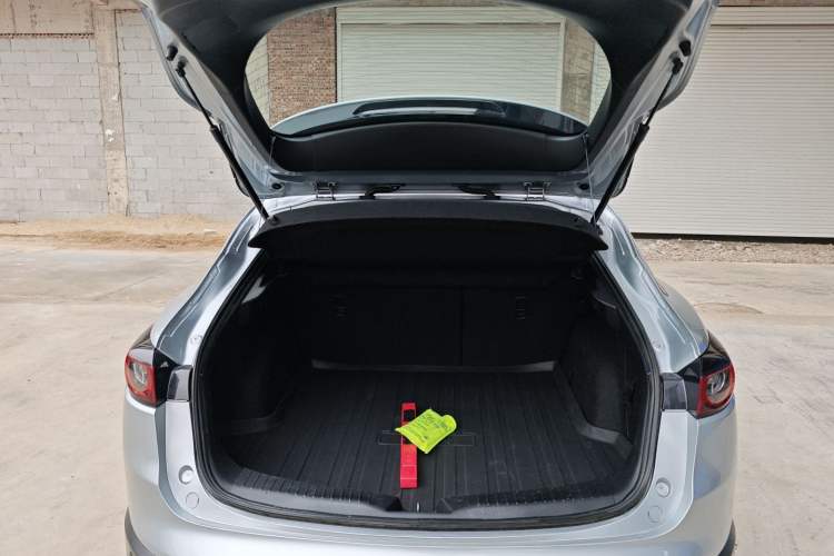 Used Mazda CX-4 2020 2.0L Automatic Two-Wheel Drive Blue Sky Dynamic Edition
