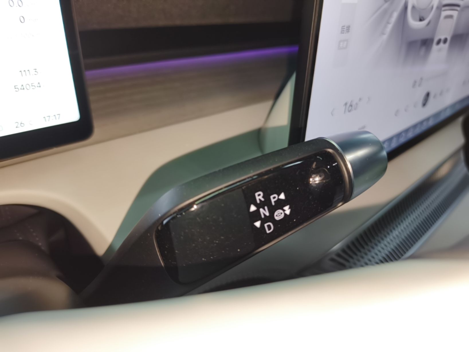 XPeng X9 2024 610 Long-Range Pro — снимка 20