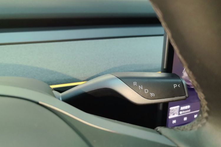 Used Tesla Model Y 2023 Rear-Wheel-Drive Version
