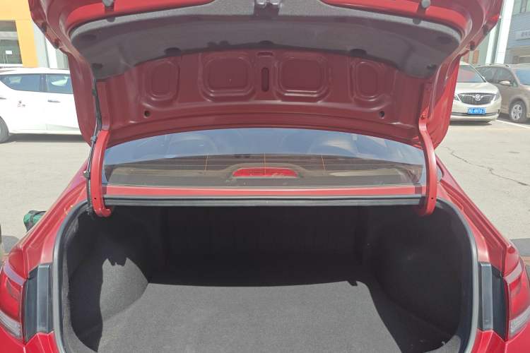 Used Hyundai Celesta 2018 1.6L Automatic GL Enjoyment Edition China VI compliant
