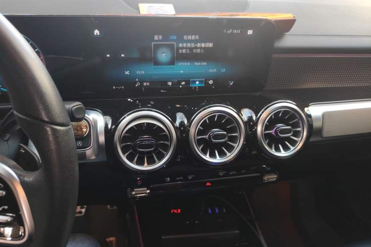 Used Mercedes-Benz GLB 2021 GLB 200 Fashion Model