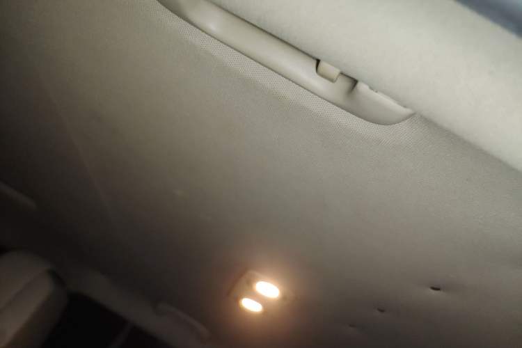 Used Roewe 950 2012 3.0L Flagship Edition
