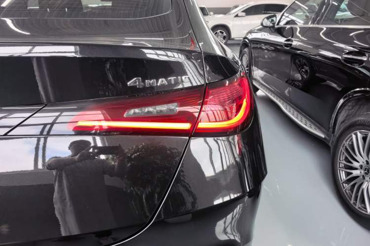 Used Mercedes-Benz GLC Coupe 2024 GLC 260 4MATIC Coupe SUV