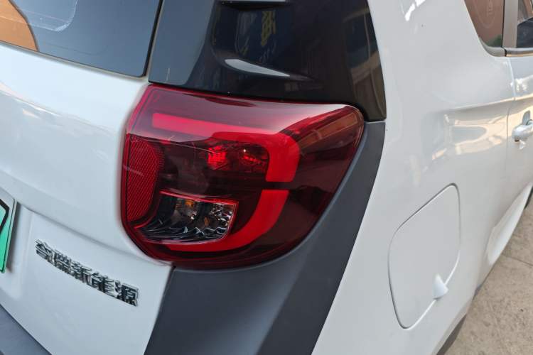 Used Chery New Energy Little Ant 2022 Sweet Pink Edition Half-Sugar Version 3-Cell Lithium 30kW 301km