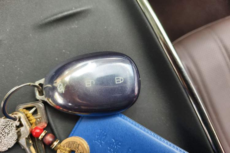 Used CHANGAN NEVO A07 2025 Blue Whale Range-Extending Version 230 Flagship Model
