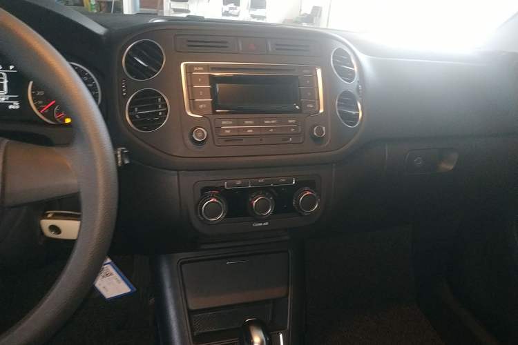 Used Volkswagen Tiguan 2016 300TSI Automatic Two-Wheel Drive Trend Edition
