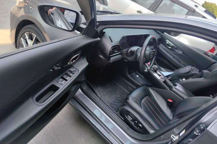 Used GAC Trumpchi EMPOW 2021 270T DCT J16 Version
