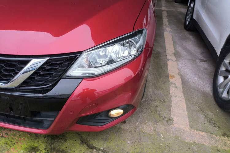 Used Nissan Tiida 2019 1.6L CVT Smart Drive Version China VI Standard