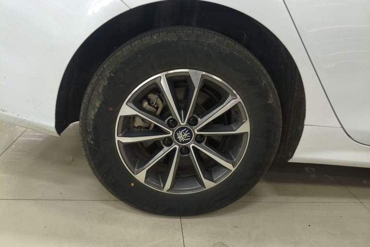Used BYD Qin PLUS 2024 HONOR Edition DM-i 55KM Leading Model Right Rear Wheel Hub