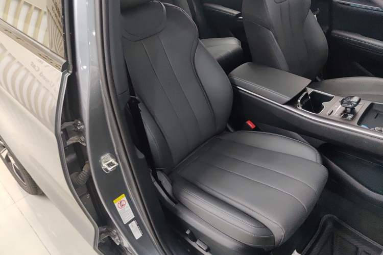 Used BYD Song Pro New Energy 2025 Second-Generation Intelligent Driving Version DM-i 115KM Excellence Edition Right Front Seat