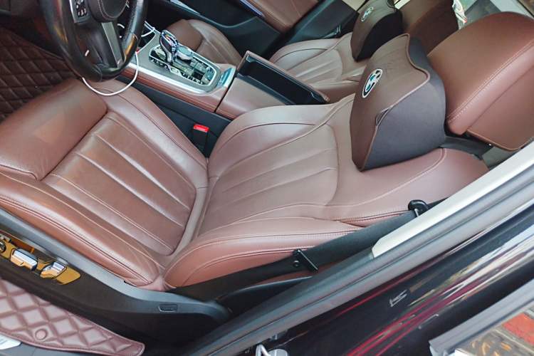 Used BMW X5 2021 xDrive40i Luxury Model with M Sport Package
