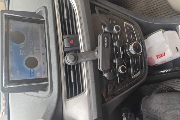 Used CHANGAN Alsvin V7 2015 1.6L Manual Enjoyment Model China IV Standard Audio And AC Panel