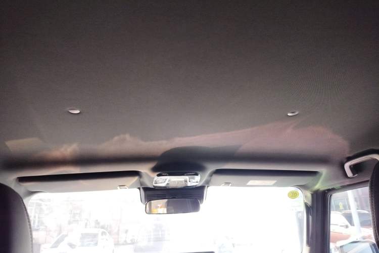 Used 212 T01 2025 2.0T Changfeng
