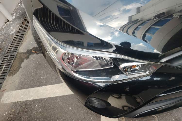 Used Toyota YARiS L Zhi Xiang 2019 1.5E CVT Dynamic Edition China VI compliant Right Front Headlight