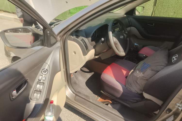 Used Hyundai Celesta 2011 1.6L Manual Comfort Edition