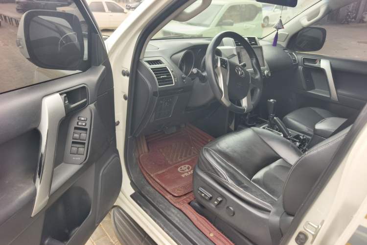 Used Toyota Prado 2016 2.7L Automatic Standard Edition Driver Seat