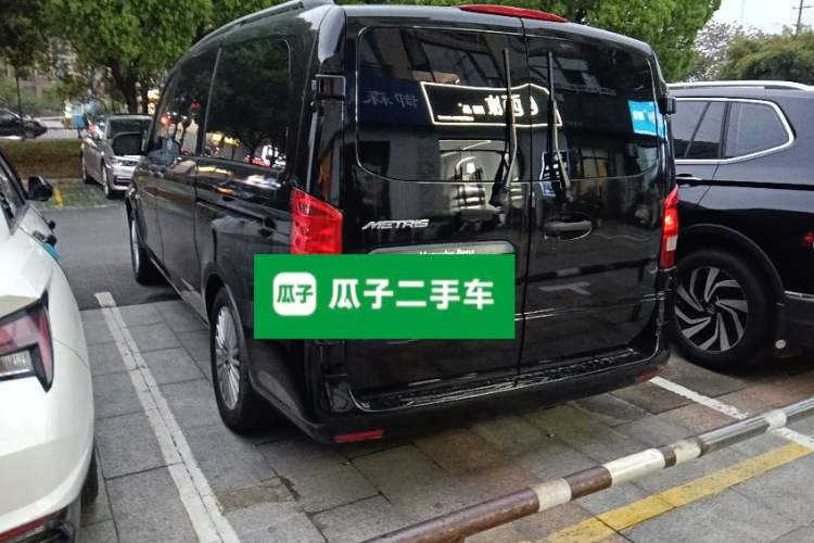 Used Mercedes-Benz V-Class  Rear Left 45 Deg