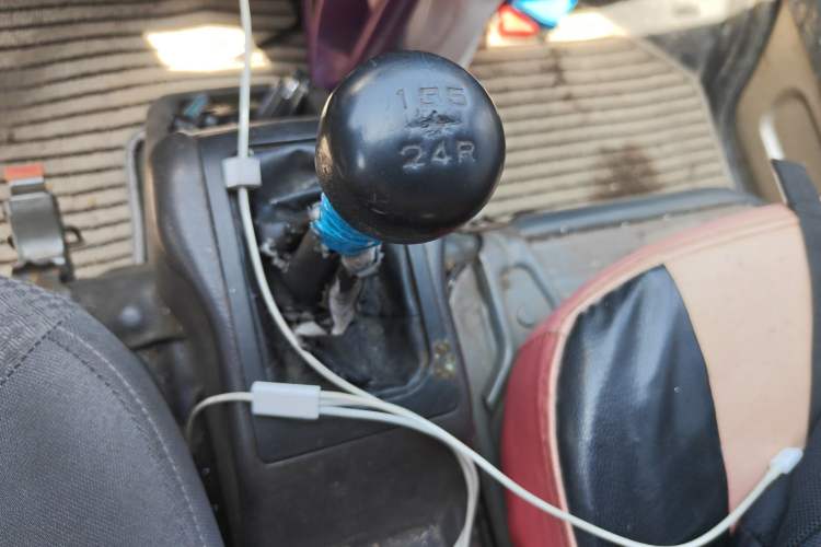 Used Wuling Rongguang 2014 1.2L S Base Model