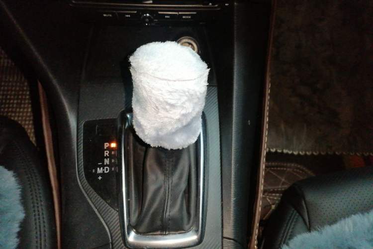 Used Mazda 3 Axela 2016 Sedan 1.5L Automatic Comfort Model