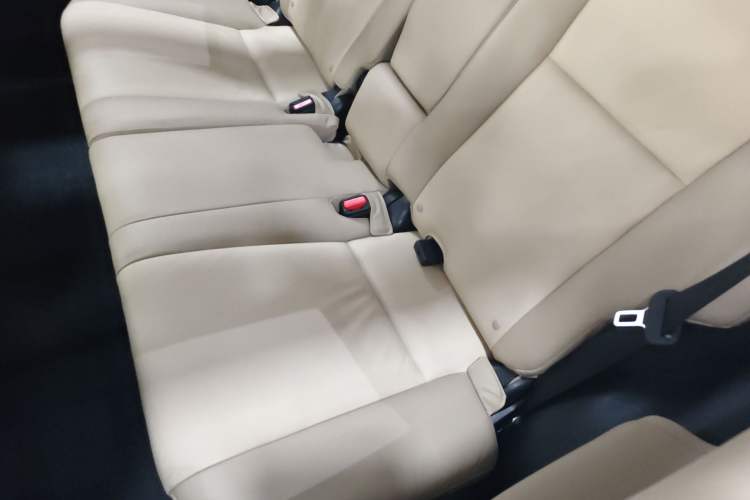 Used Toyota RAV4 2013 2.0L CVT Four-Wheel Drive New Edition
