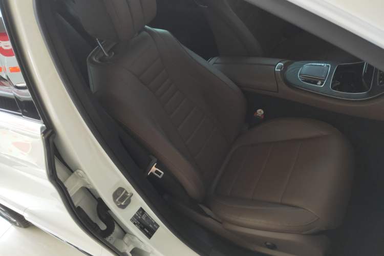 Used Mercedes-Benz E-Class 2021 Restyled E 300 L Sporty and Stylish Edition
