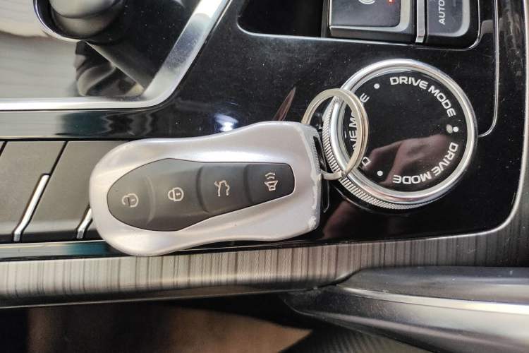 Used Geely Auto Emgrand X7 Sport 2020 1.8TD DCT Smart Connect PRO Interior 1