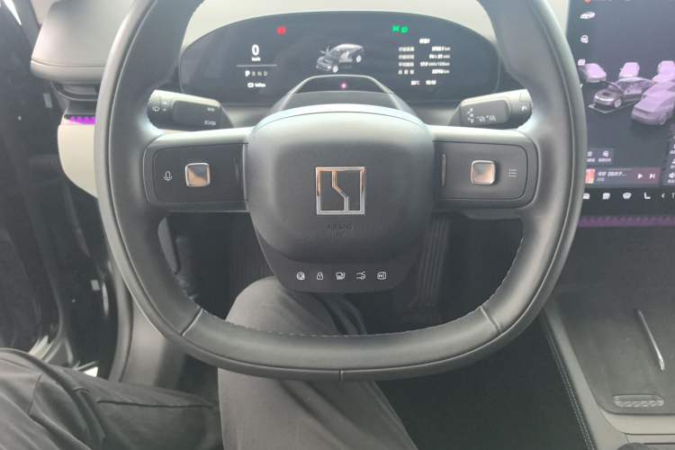 Used Zeekr 007 2024 Rear-Drive Intelligent Driving Version 75 kWh Steering Wheel