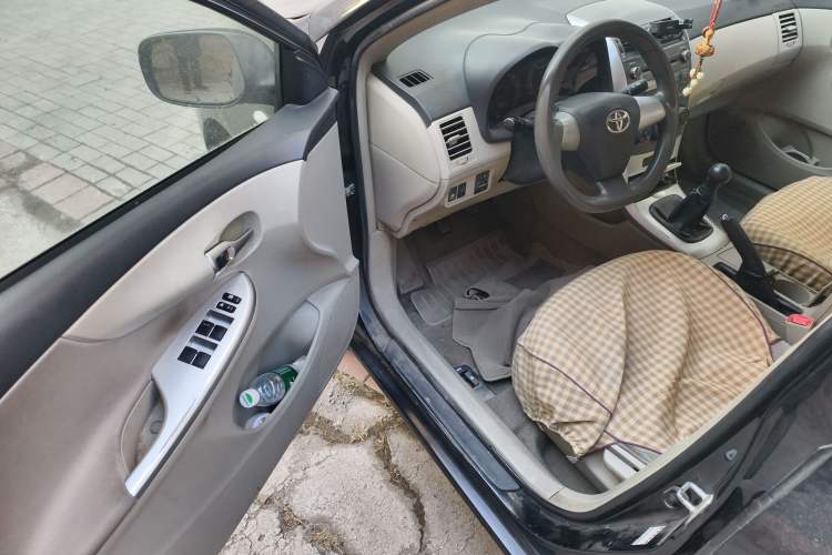 Used Toyota Corolla 2011 1.6L Manual GL
