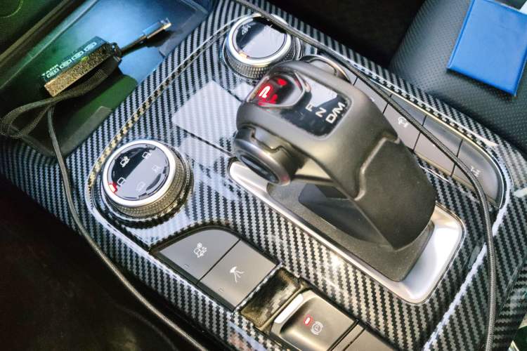 Used Tank 300 2021 Off-Road Edition 2.0T Conqueror Gear Lever