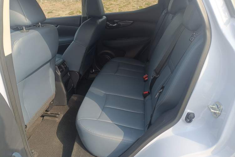 Used Nissan Qashqai 2025 Honor 2.0L CVT XV+ Leading Edition Left Rear Seat