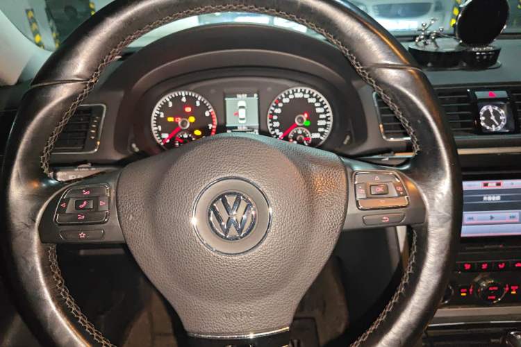 Used Volkswagen Passat 2014 2.0 TSI DSG Prestige Edition