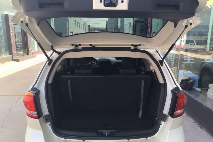 Used Dodge Journey 2013 2.4L Two-Wheel Drive Luxury Version
