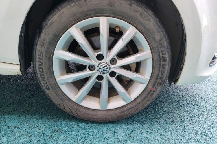 Used Volkswagen Polo 2016 1.6L Automatic Luxury Model