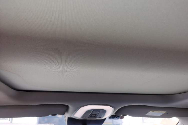 Used Venucia Star 2020 260T Automatic 48V Mild Hybrid Turbocharged Starry Edition