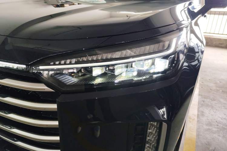 Used EXEED Lanyue C-DM 2025 180 Ultra-Long Range Ultra All-Wheel Drive 6-Seater
