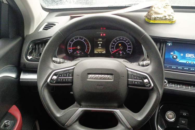 Used Haval H2s 2018 Red-Label 1.5T Dual-Clutch Fashion Edition Steering Wheel