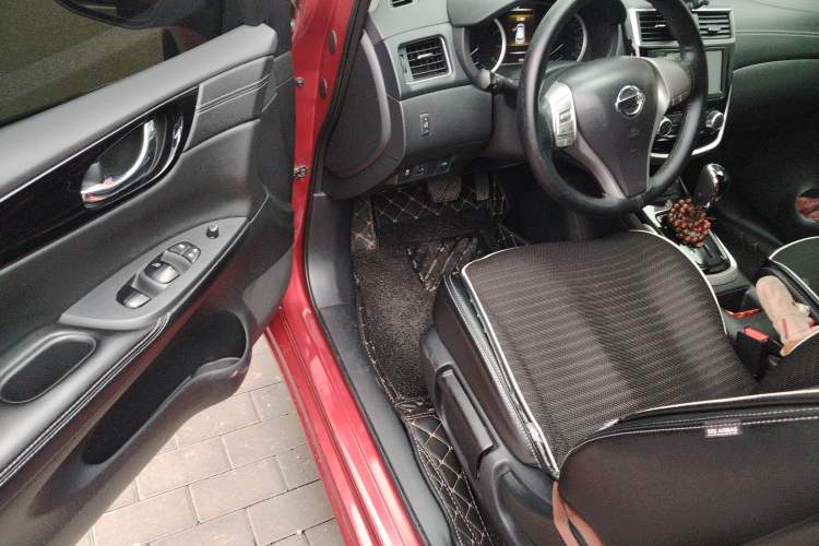 Used Nissan Tiida 2016 1.6L CVT Smart Drive Edition Driver Seat