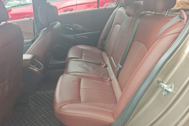 Used Buick LaCrosse 2013 2.4L SIDI Luxury Comfort Edition Left Rear Seat