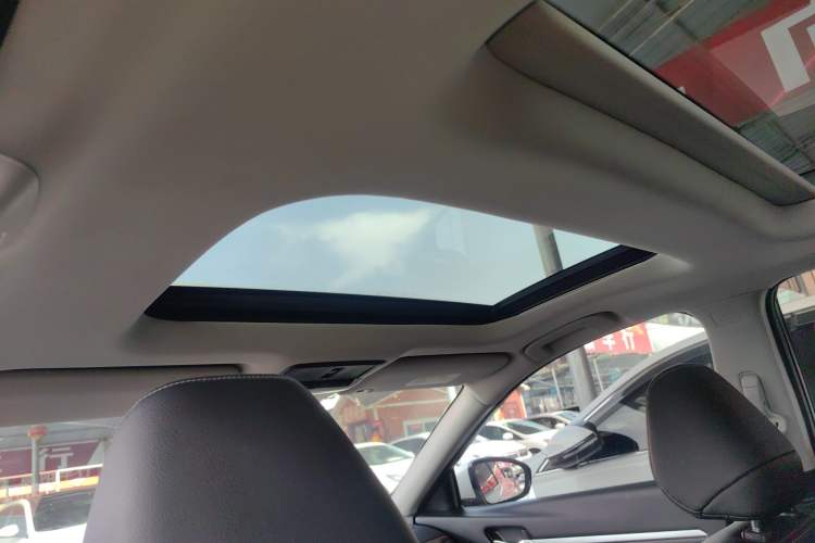 Used Nissan Teana 2021 2.0L XL Comfort Edition Headliner