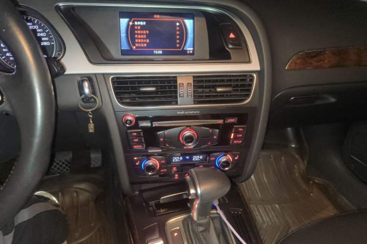 Used Audi A4L 2015 35 TFSI Automatic Comfort Model