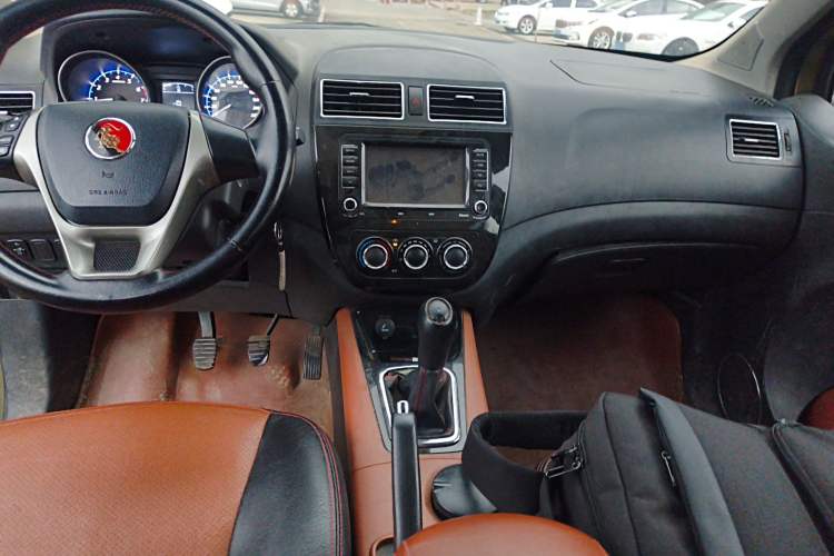 Used FORTHING Joyear X5 2015 1.6L Manual Luxury Model