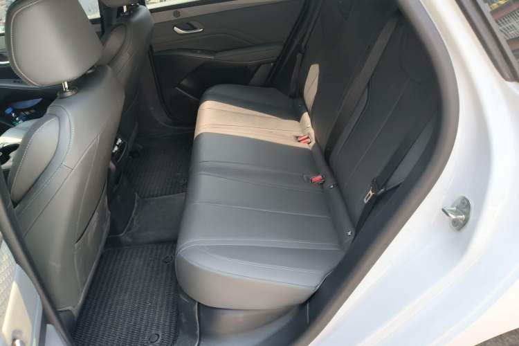 Used BYD Qin PLUS 2025 DM-i Smart Drive 55KM Leading Model
